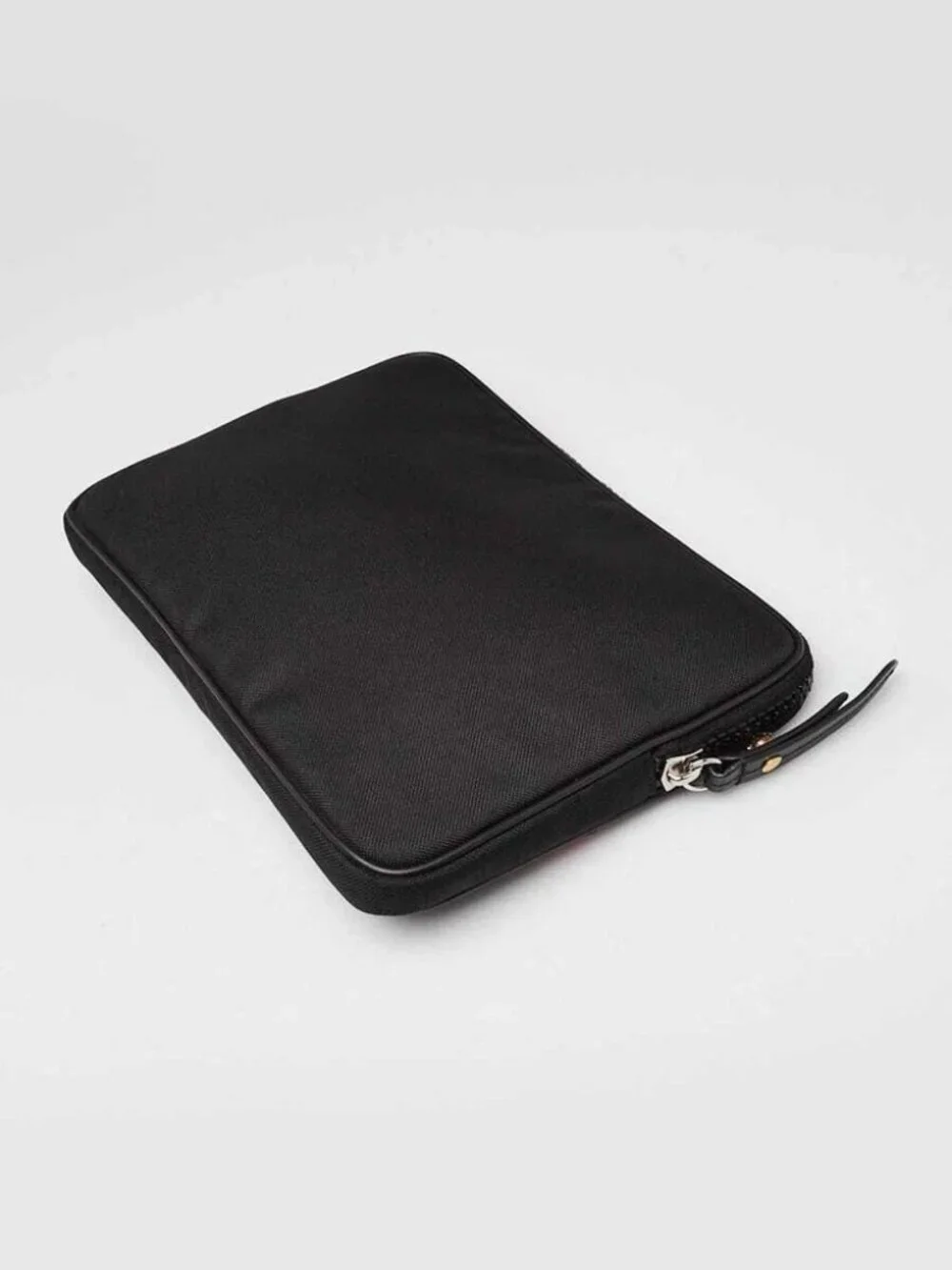 Gucci Black Nylon Butterfly L'Aveugle Par Amour Zip Pouch - Picture 3 of 10